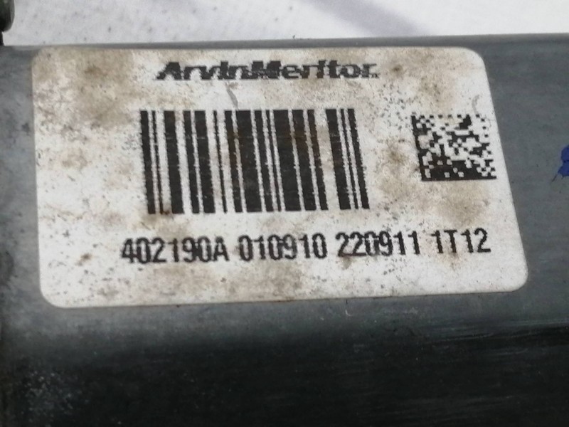 Recambio de elevalunas trasero derecho para nissan qashqai (j10) acenta referencia OEM IAM 402190A  