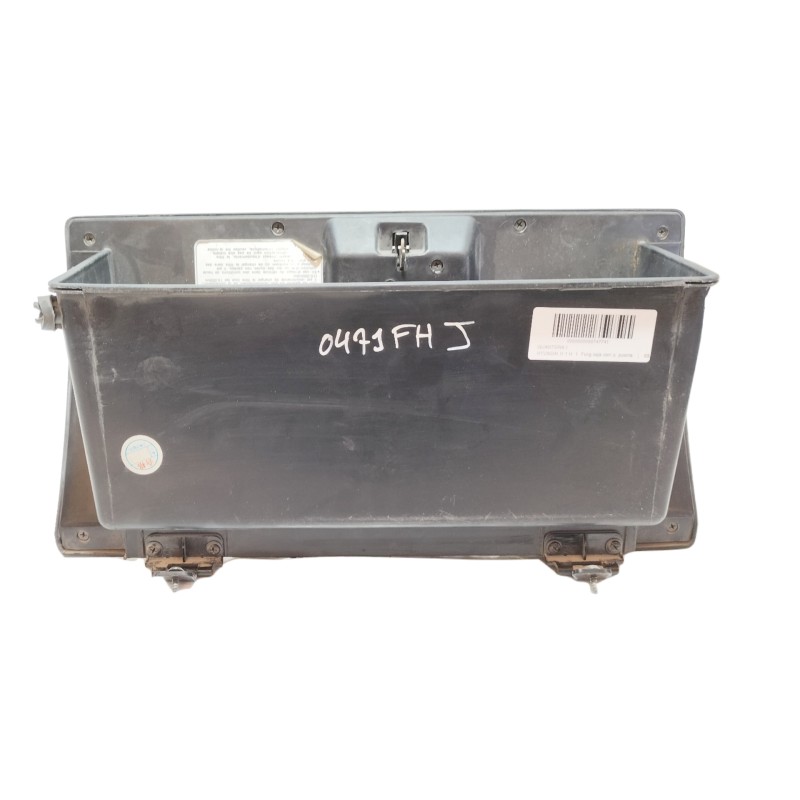 Recambio de guantera para hyundai h 1 h 1 furg.caja cerr.c. puerta referencia OEM IAM 845104A000  