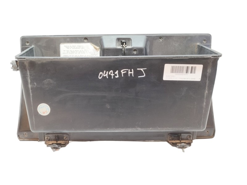 Recambio de guantera para hyundai h 1 h 1 furg.caja cerr.c. puerta referencia OEM IAM 845104A000  