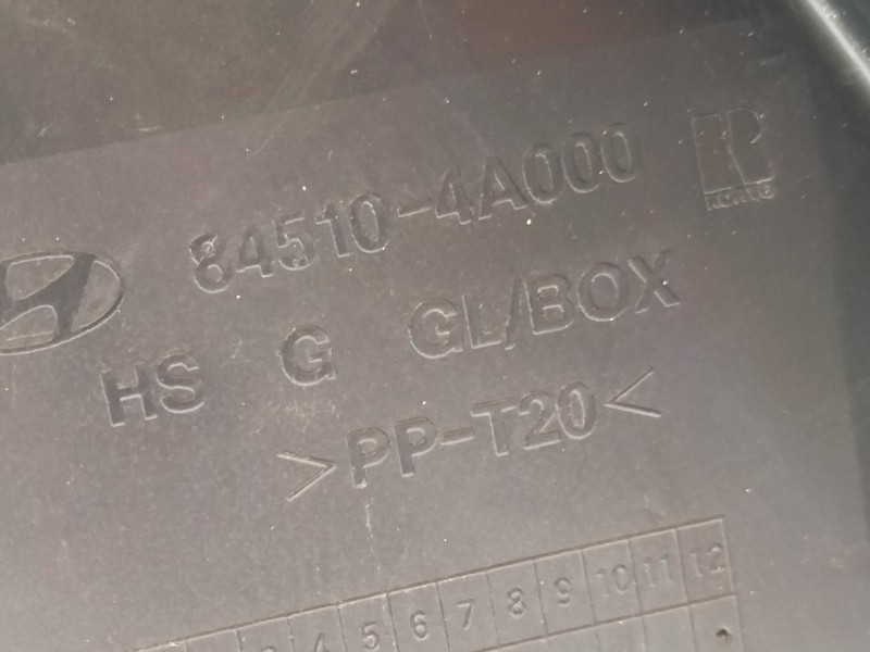 Recambio de guantera para hyundai h 1 h 1 furg.caja cerr.c. puerta referencia OEM IAM 845104A000  