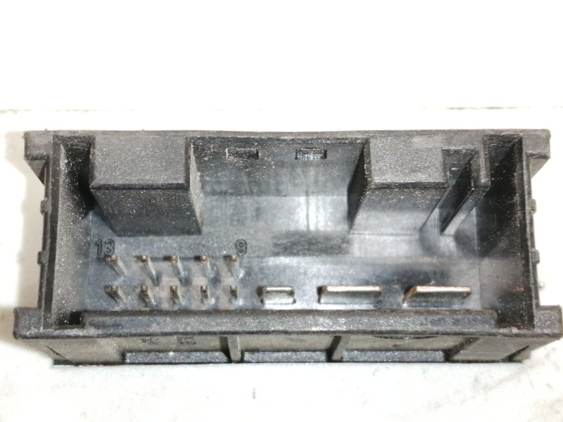 Recambio de modulo electronico para bmw serie 3 berlina (e46) 320d referencia OEM IAM 61358382453  