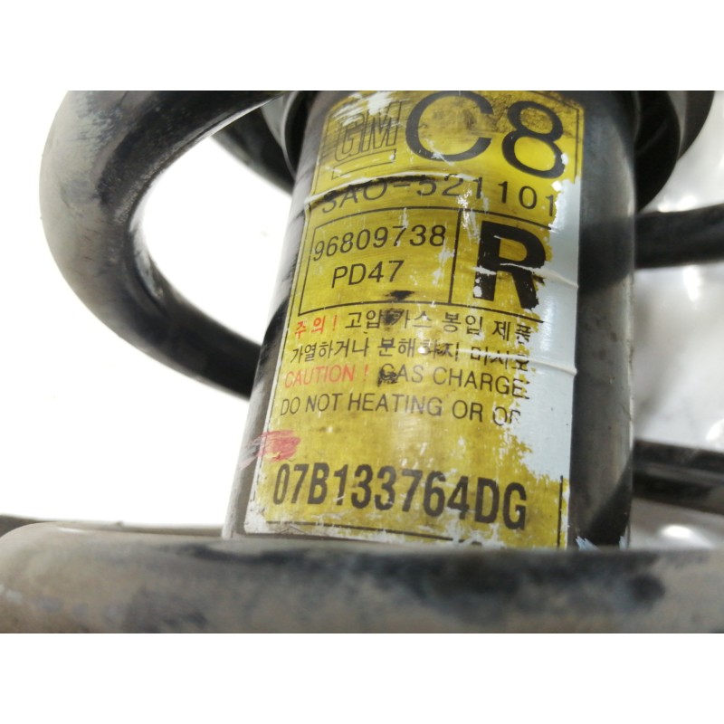 Recambio de amortiguador delantero derecho para opel antara cosmo 4x4 referencia OEM IAM SAO521101 07B133764DG 96809738