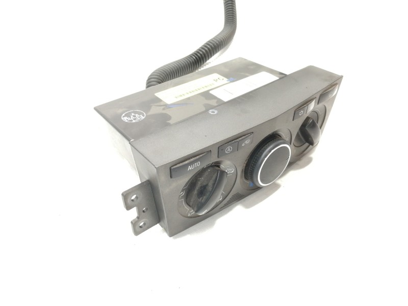Recambio de mando calefaccion / aire acondicionado para opel antara cosmo 4x4 referencia OEM IAM 96850951  