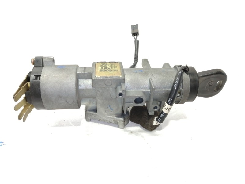 Recambio de conmutador de arranque para daewoo lanos se referencia OEM IAM 530825  