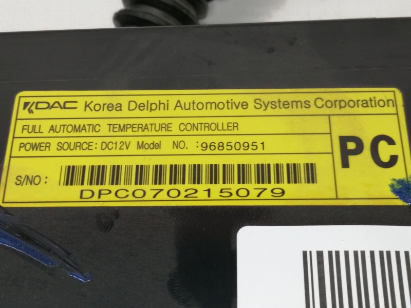 Recambio de mando calefaccion / aire acondicionado para opel antara cosmo 4x4 referencia OEM IAM 96850951  