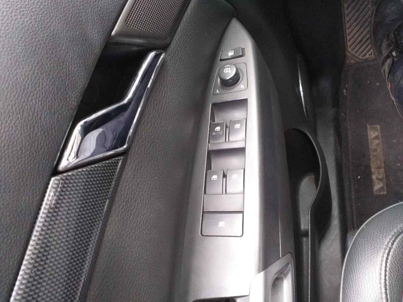 Recambio de mando elevalunas delantero izquierdo para opel antara cosmo 4x4 referencia OEM IAM 202005436 202006613 