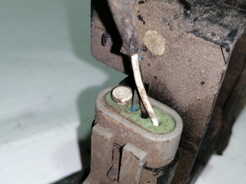 Recambio de cerradura puerta delantera izquierda para daewoo lanos se referencia OEM IAM   