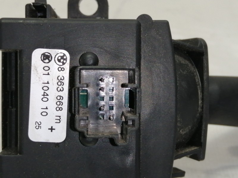 Recambio de mando intermitentes para bmw x3 (e83) 2.0d referencia OEM IAM 8363668M  