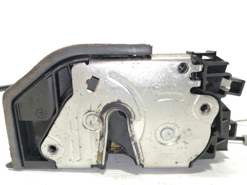 Recambio de cerradura puerta trasera derecha para bmw x3 (e83) 2.0d referencia OEM IAM   