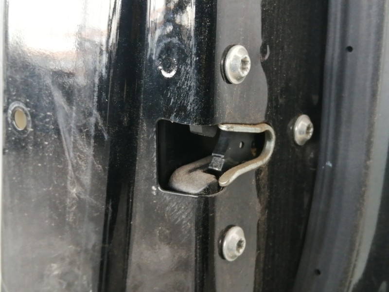 Recambio de puerta delantera derecha para opel antara cosmo 4x4 referencia OEM IAM   