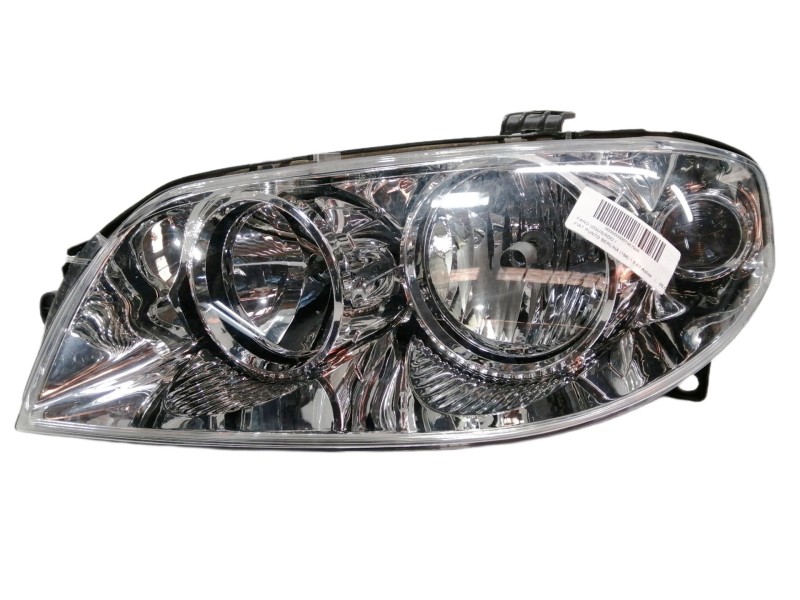 Recambio de faro izquierdo para fiat punto berlina (188) 1.2 8v active referencia OEM IAM 0046522720  