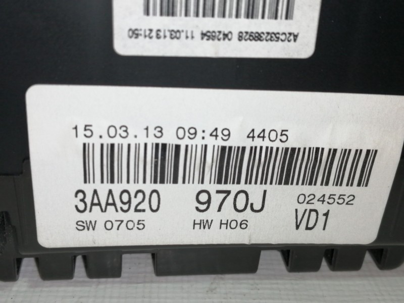 Recambio de cuadro instrumentos para volkswagen passat lim. (362) edition bluemotion referencia OEM IAM 3AA920970J  