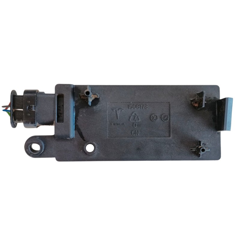 Recambio de modulo electronico para tesla model y ev a las 4 ruedas referencia OEM IAM 150817900F 202DP11472 