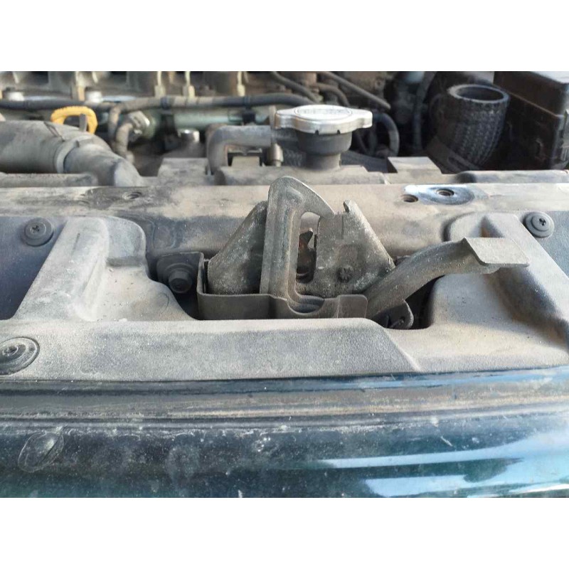 Recambio de cerradura capot para kia carens 2.0 crdi ex monovolumen referencia OEM IAM   