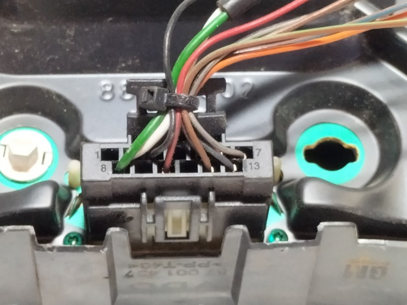 Recambio de cuadro instrumentos para opel meriva cosmo referencia OEM IAM 110080162026 13173381XT 