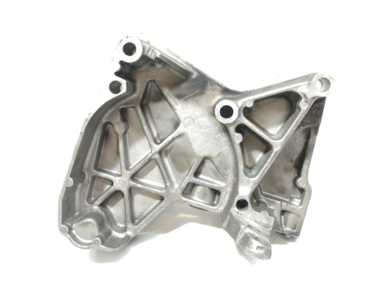 Recambio de soporte motor derecho para renault scenic ii authentique referencia OEM IAM 8200633253  