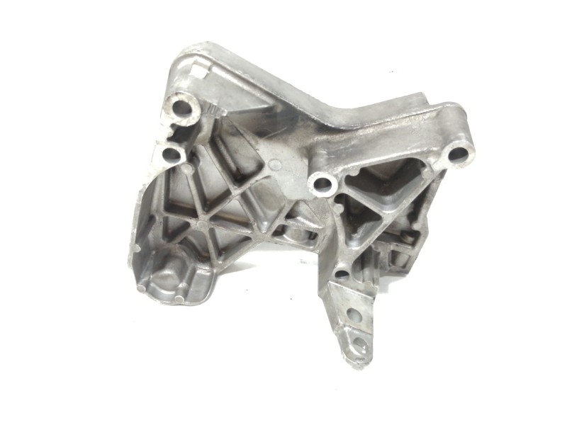 Recambio de soporte motor derecho para renault scenic ii authentique referencia OEM IAM 8200633253  