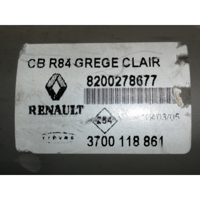 Recambio de bandeja trasera para renault scenic ii 1.5 dci diesel referencia OEM IAM 8200278677 3700118861 