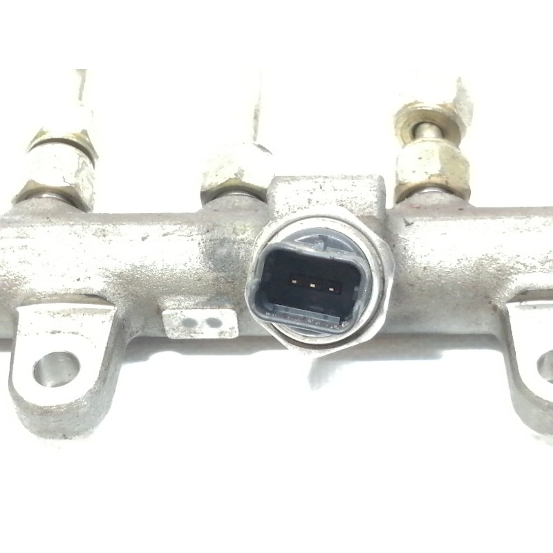 Recambio de rampa inyectora para renault scenic ii authentique referencia OEM IAM H8200296867  