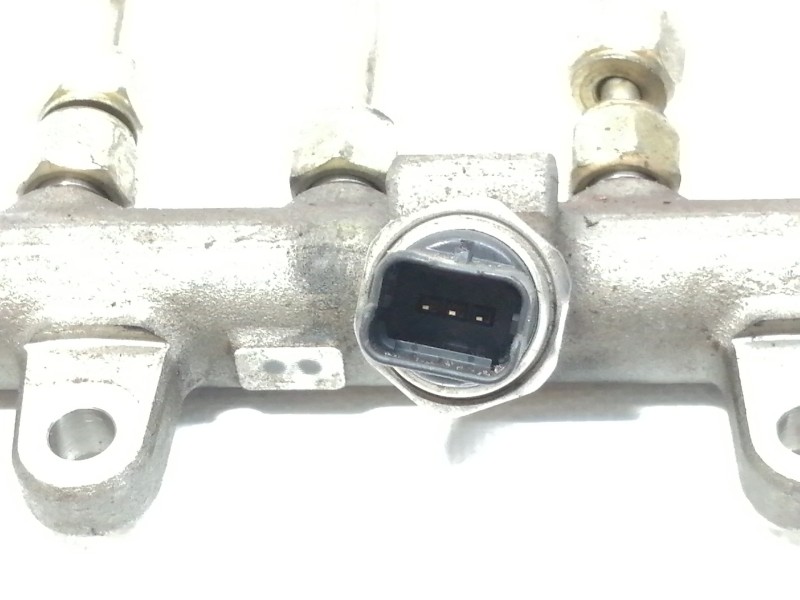 Recambio de rampa inyectora para renault scenic ii authentique referencia OEM IAM H8200296867  