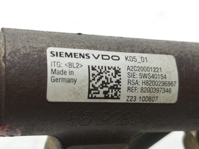 Recambio de rampa inyectora para renault scenic ii authentique referencia OEM IAM H8200296867  