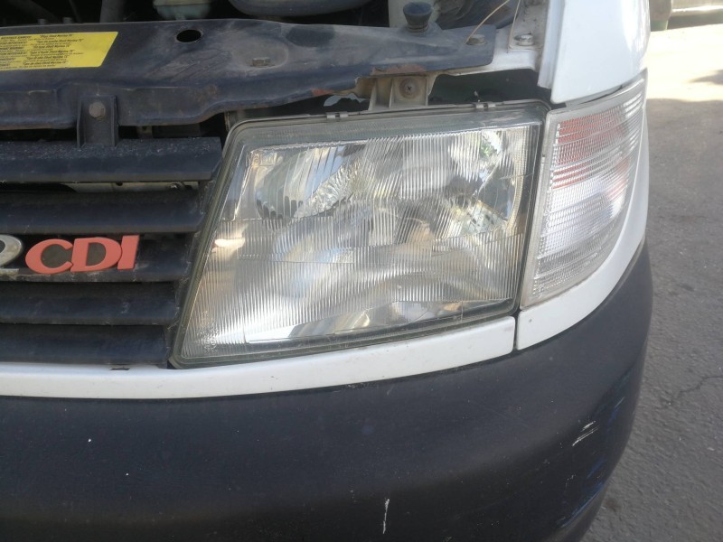 Recambio de faro izquierdo para mercedes-benz vito (w638) combi 110 d euro 2 (638.174) referencia OEM IAM 6388200061  