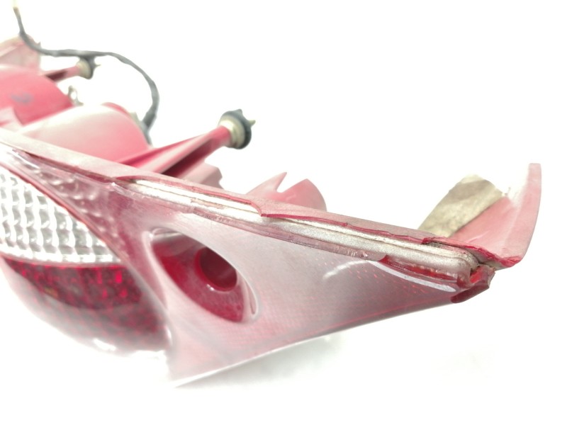 Recambio de piloto trasero derecho para ford cougar (mc) v6 referencia OEM IAM 938876  