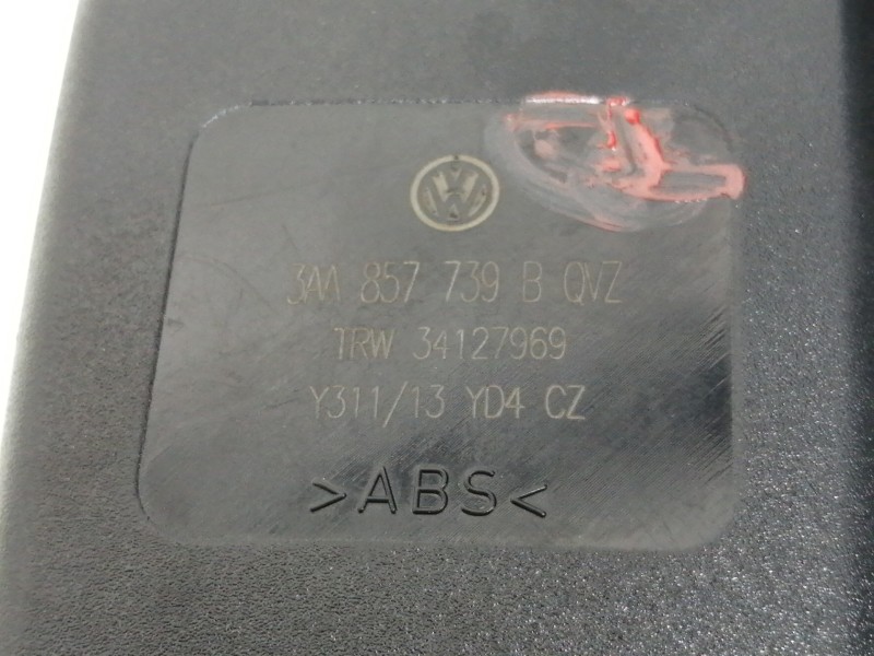 Recambio de enganche cinturon trasero izquierdo para volkswagen passat lim. (362) edition bluemotion referencia OEM IAM 3AA85773