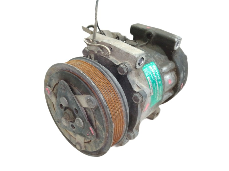 Recambio de compresor aire acondicionado para mitsubishi space star (dg0) 1900 di-d referencia OEM IAM 8200040681  