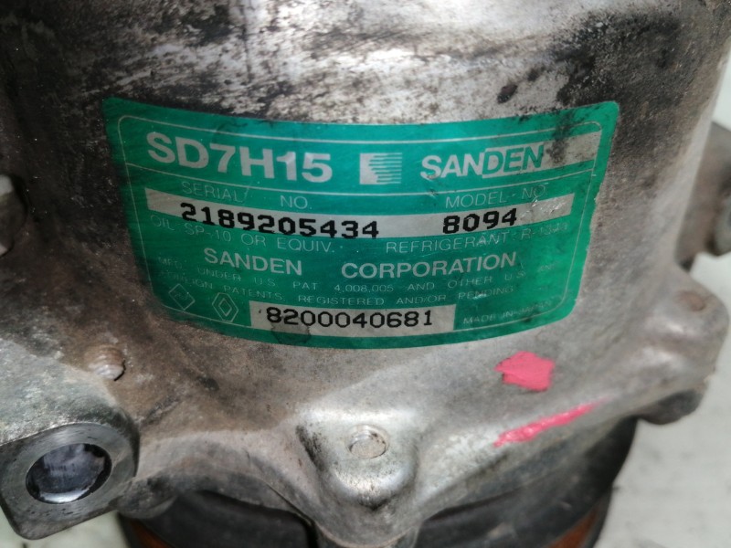 Recambio de compresor aire acondicionado para mitsubishi space star (dg0) 1900 di-d referencia OEM IAM 8200040681  