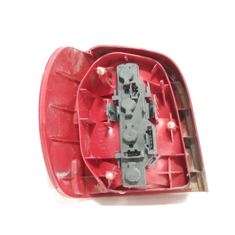 Recambio de piloto trasero derecho para volkswagen polo berlina (6n2) trendline referencia OEM IAM 6N0945257B  