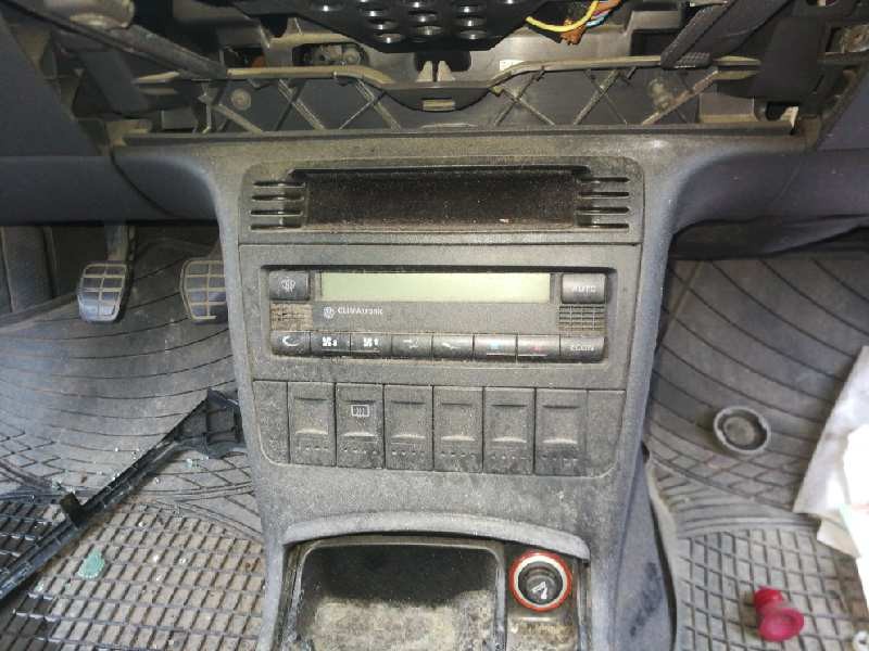 Recambio de mando calefaccion / aire acondicionado para volkswagen polo berlina (6n2) trendline referencia OEM IAM   