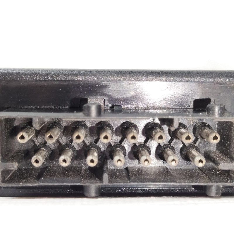 Recambio de modulo electronico para bmw serie 3 berlina (e36) 318tds comfort edition referencia OEM IAM 61358360060  