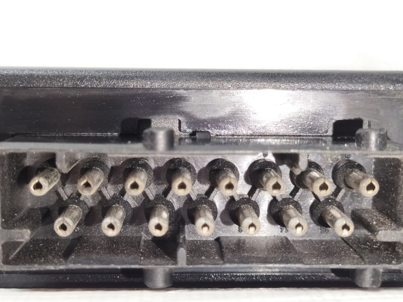 Recambio de modulo electronico para bmw serie 3 berlina (e36) 318tds comfort edition referencia OEM IAM 61358360060  