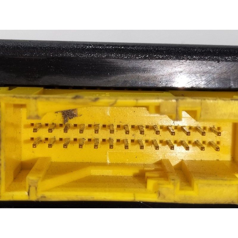 Recambio de modulo electronico para bmw serie 3 berlina (e36) 318tds comfort edition referencia OEM IAM 61358360060  