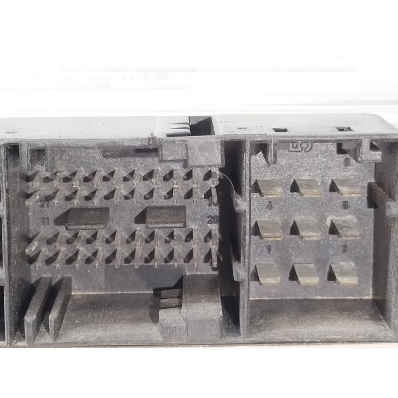 Recambio de centralita motor uce para bmw serie 3 berlina (e46) 320d referencia OEM IAM 0281001445  