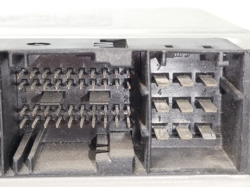 Recambio de centralita motor uce para audi a8 (d2) 2.5 tdi referencia OEM IAM 4D0907401D  