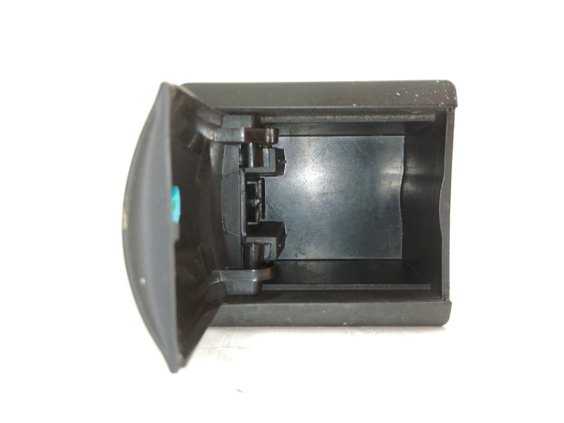 Recambio de cenicero para fiat croma (194) 1.9 jtd 16v cat referencia OEM IAM 735385076  