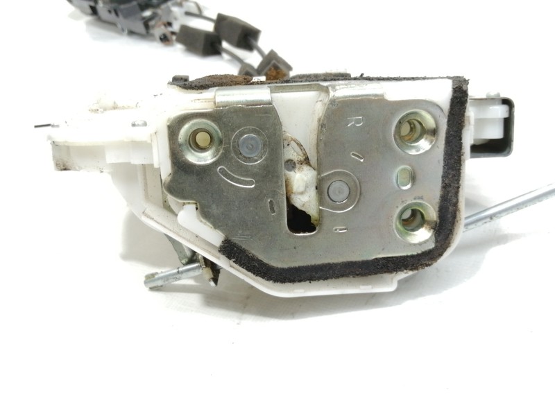 Recambio de cerradura puerta trasera derecha para honda cr-v (re) comfort referencia OEM IAM 72611  