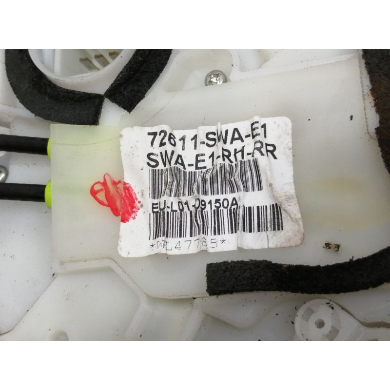 Recambio de cerradura puerta trasera derecha para honda cr-v (re) comfort referencia OEM IAM 72611  