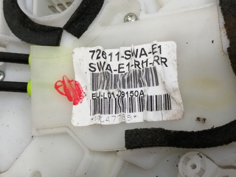 Recambio de cerradura puerta trasera derecha para honda cr-v (re) comfort referencia OEM IAM 72611  