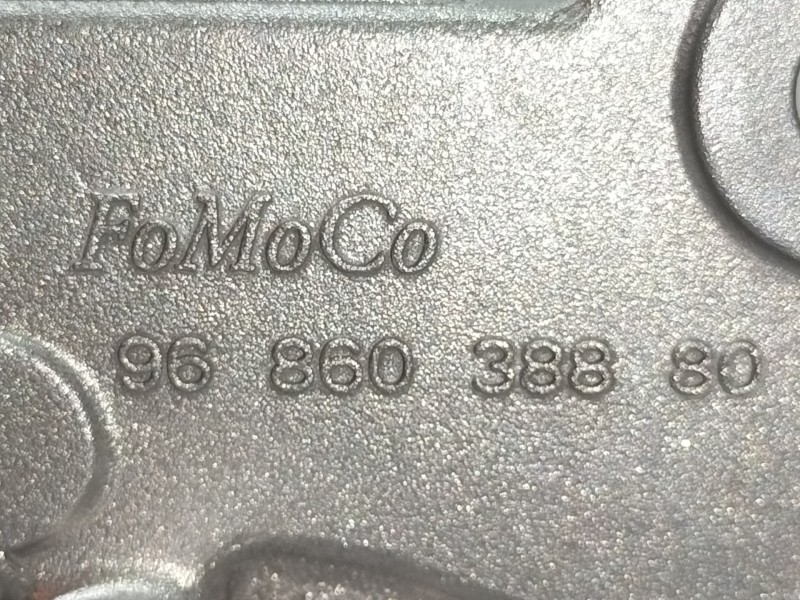 Recambio de bomba aceite para peugeot 208 access referencia OEM IAM 9686038880  