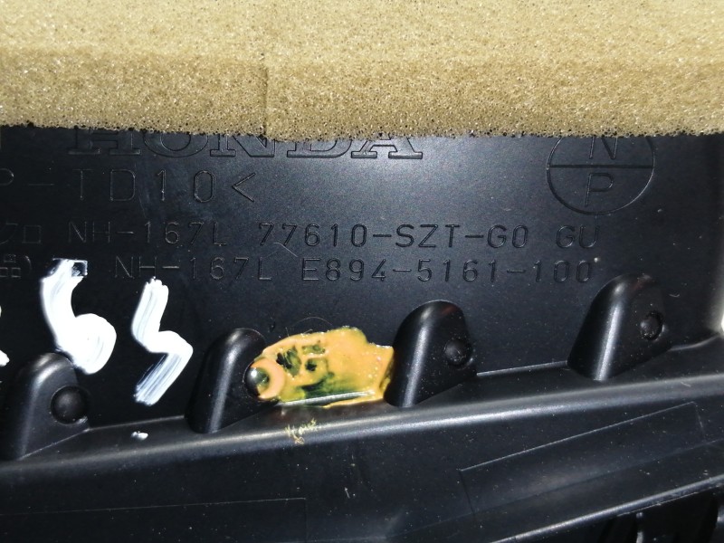 Recambio de rejilla aireadora para honda cr-z (szt) sport referencia OEM IAM 77610SZT  