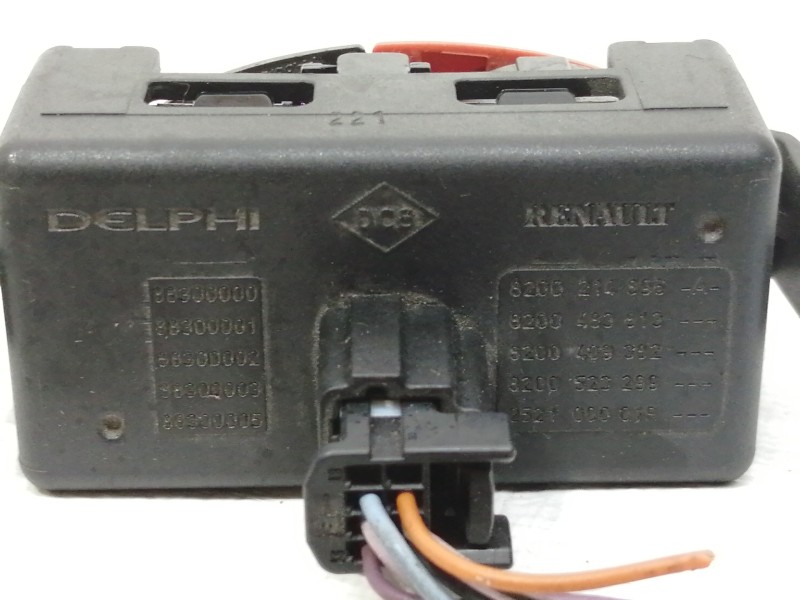 Recambio de warning para renault master pritsche/fgst l2h1 3,5t referencia OEM IAM 88300000  