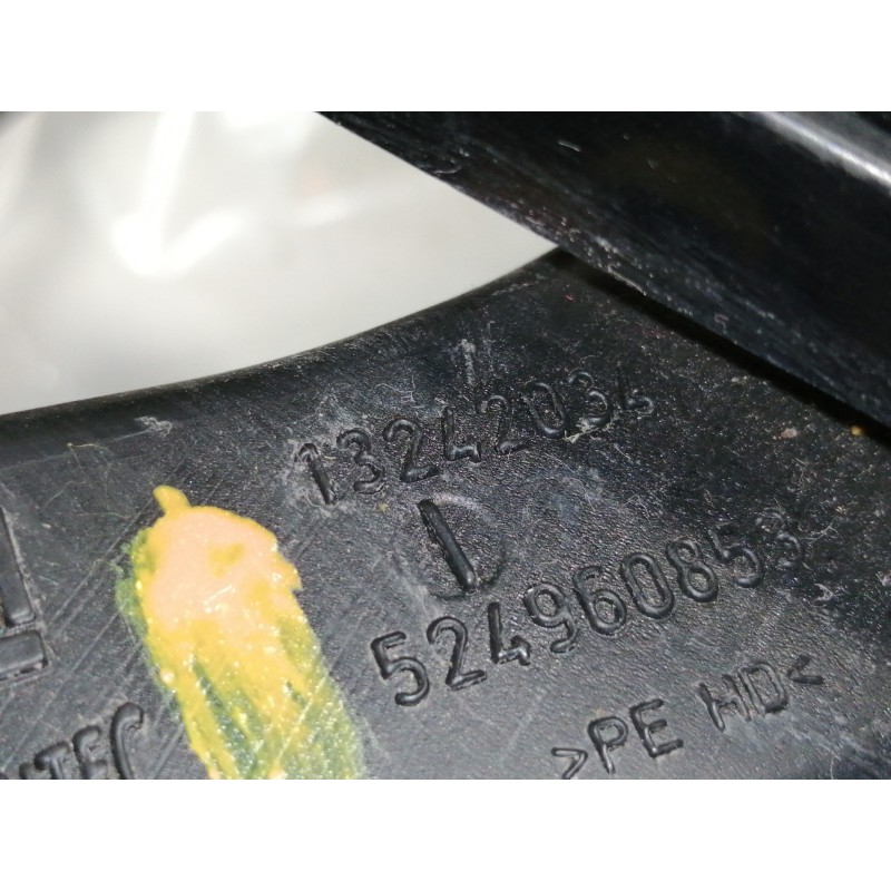 Recambio de apoyabrazos central para opel insignia sports tourer sport referencia OEM IAM 524960853  