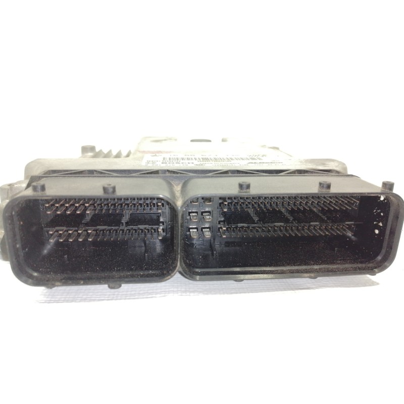 Recambio de centralita motor uce para opel insignia berlina cosmo referencia OEM IAM 55573330  