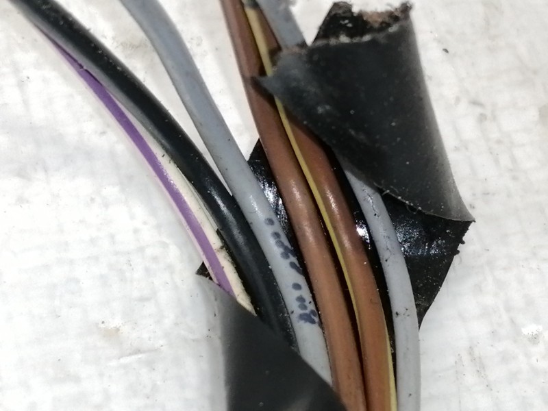 Recambio de cerradura puerta delantera izquierda para opel insignia berlina cosmo referencia OEM IAM 13503149  