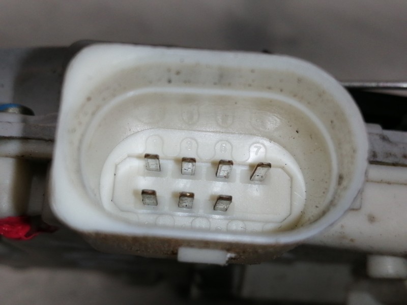 Recambio de cerradura puerta delantera derecha para audi a4 berlina (8e) 2.0 tdi 16v (103kw) referencia OEM IAM 8E1837016AA  