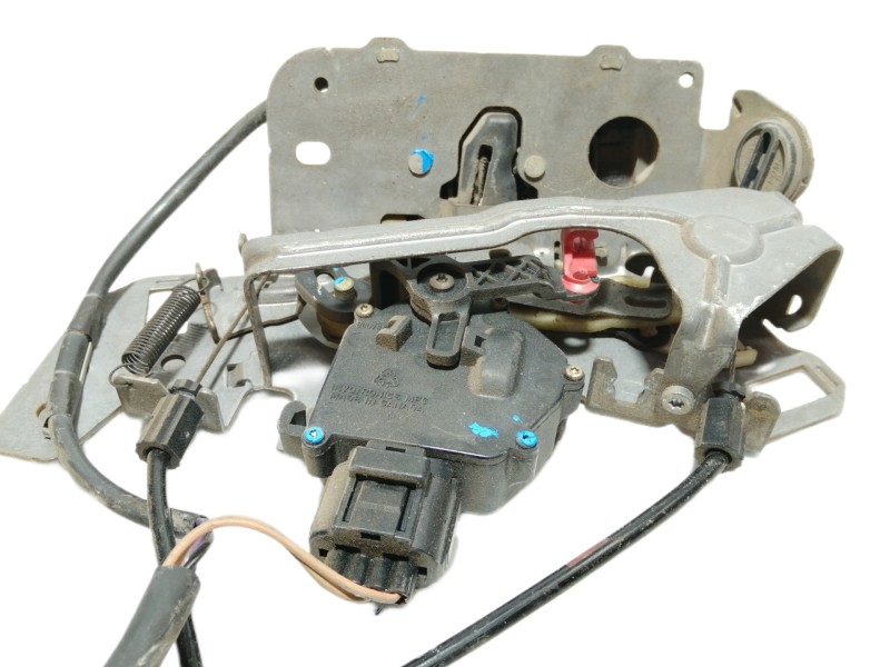 Recambio de cerradura puerta trasera izquierda para chrysler voyager (rg) 2.5 crd se referencia OEM IAM   