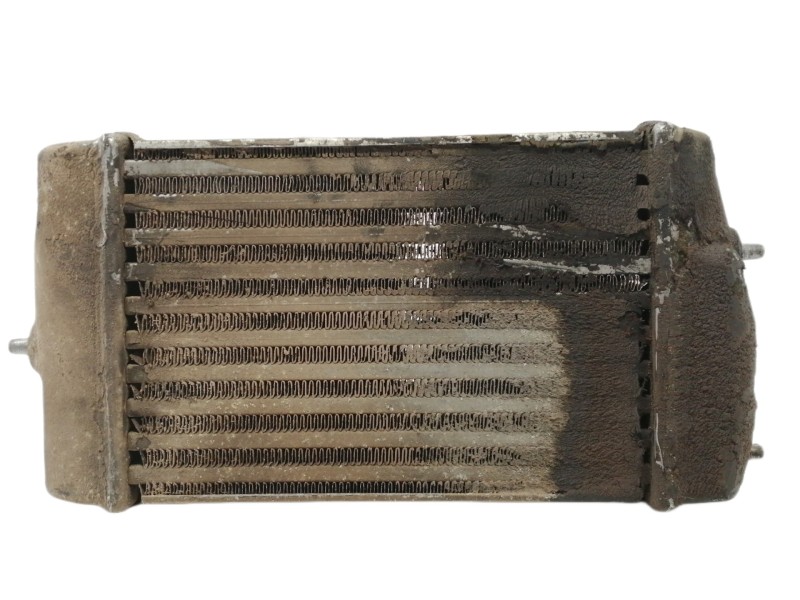 Recambio de intercooler para chrysler voyager (rg) 2.5 crd se referencia OEM IAM IA1072868503A 83403D 